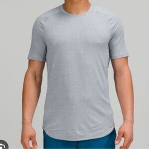 Lululemon men’s drysense short sleeve